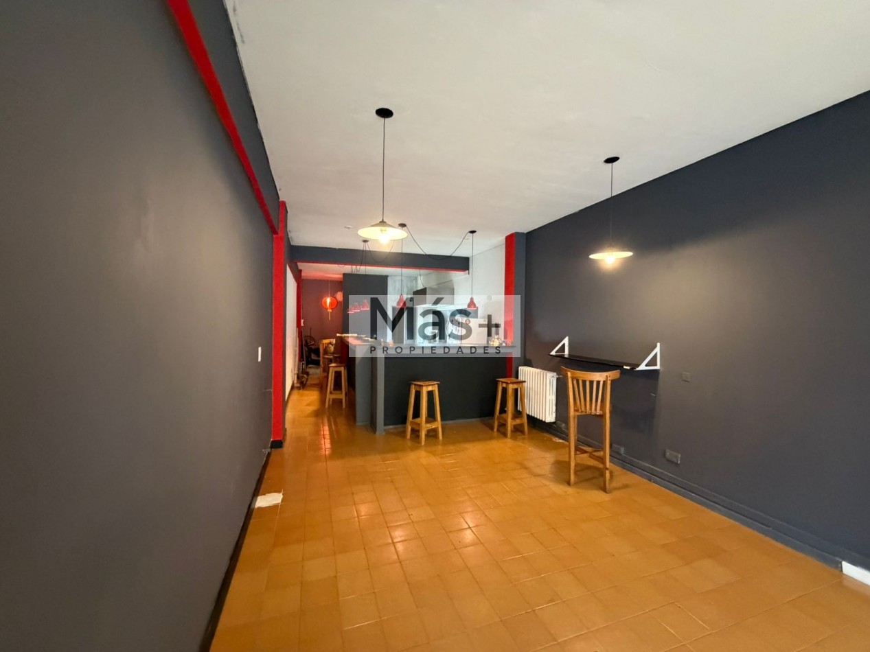 Venta local sobre Mitre 
